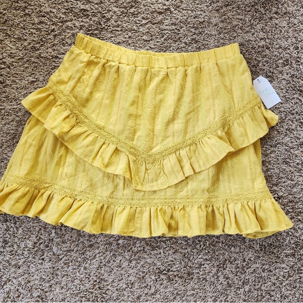 NWT: Time and Tru Yellow Mini Skirt Size Large 12-14 - Picture 2 of 6